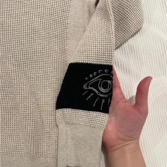 LABEL + Thread top - Picture 2 of 5